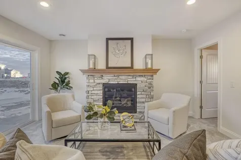 2885 Trinity Drive Shakopee MN 55379