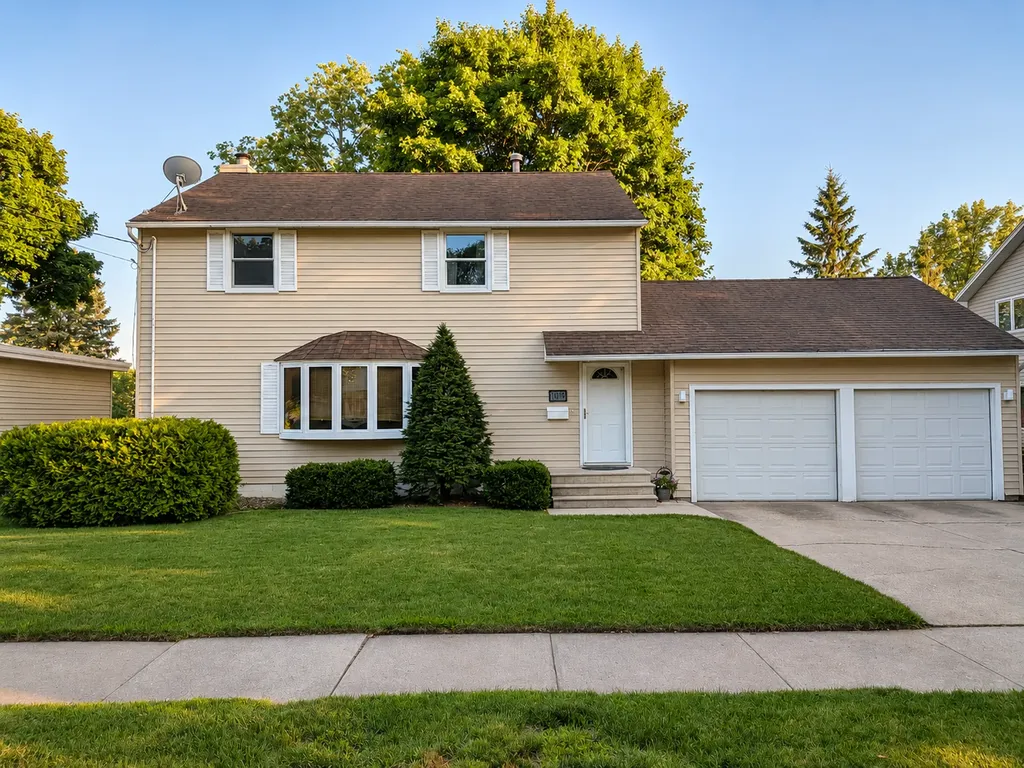 1919 5th Avenue NW Austin MN 55912