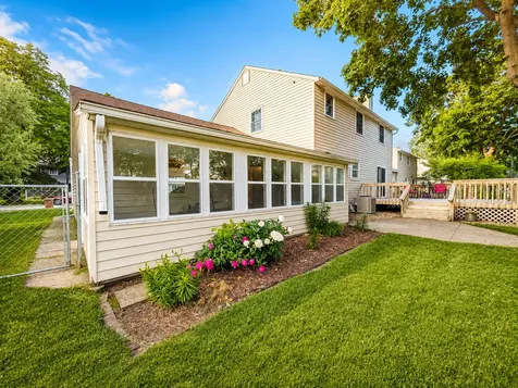 1919 5th Avenue NW Austin MN 55912