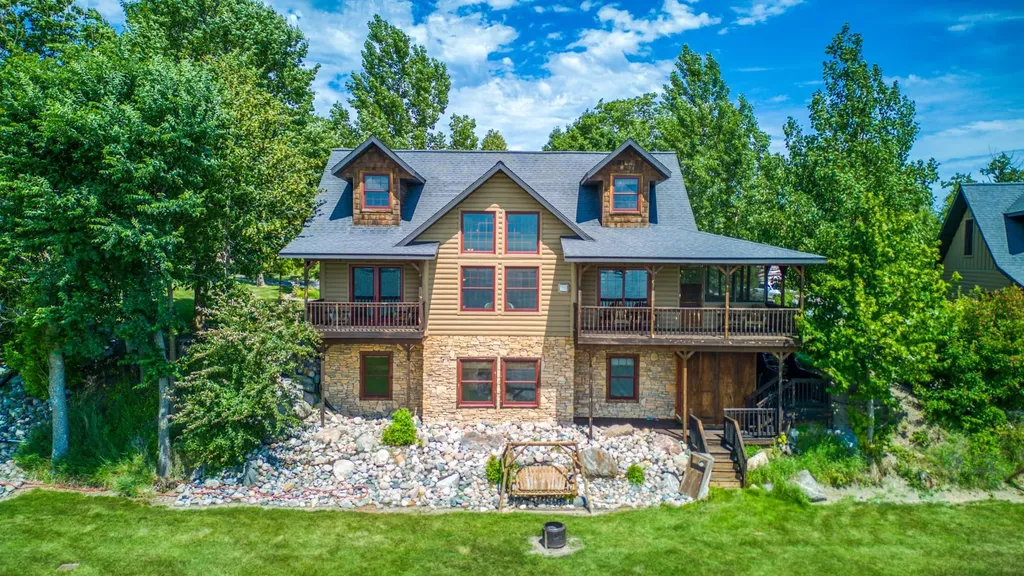 18882 N Blackduck Lake Road NE Hines MN 56647