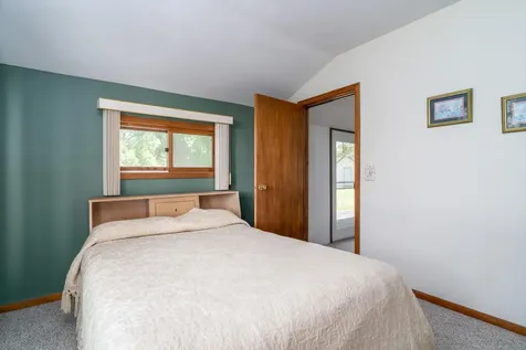 15815 Sandy Beach Road SE Mentor MN 56736