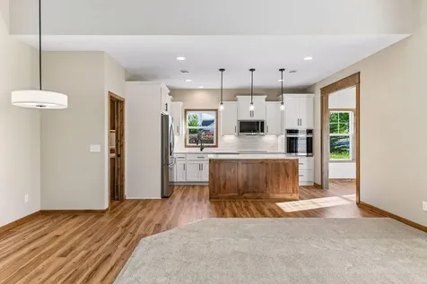 752 Somerwood Lane Waconia MN 55387