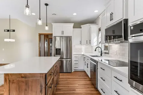 752 Somerwood Lane Waconia MN 55387