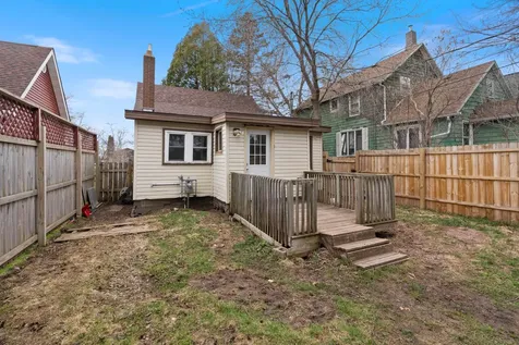 2436 Oakes Avenue Superior WI 54880