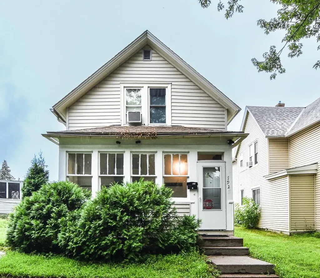 792 Cook Avenue E Saint Paul MN 55106