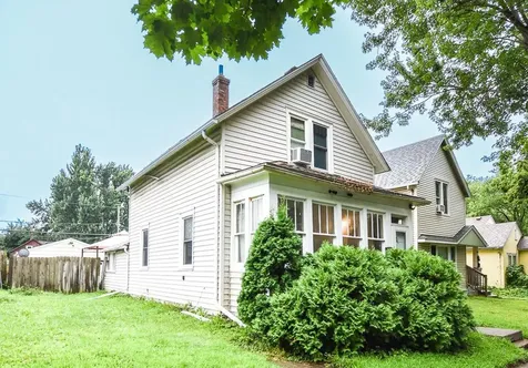 792 Cook Avenue E Saint Paul MN 55106