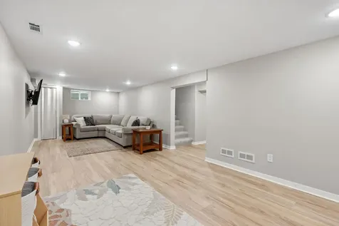 8140 Xerxes Avenue S Bloomington MN 55431