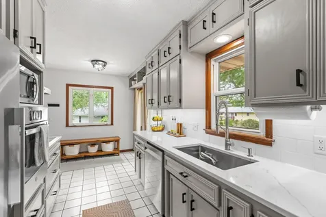 8140 Xerxes Avenue S Bloomington MN 55431