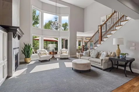 2932 Fairway Drive Chaska MN 55318