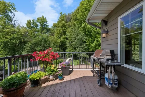 2932 Fairway Drive Chaska MN 55318