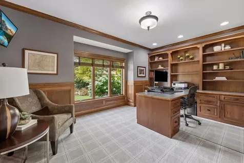 2932 Fairway Drive Chaska MN 55318