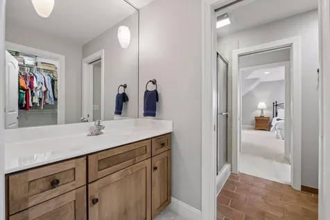 2932 Fairway Drive Chaska MN 55318
