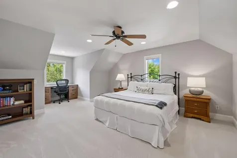 2932 Fairway Drive Chaska MN 55318