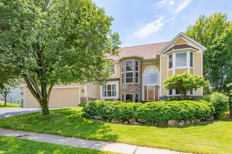 10051 Gristmill Ridge Eden Prairie MN 55347