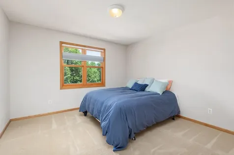 10051 Gristmill Ridge Eden Prairie MN 55347