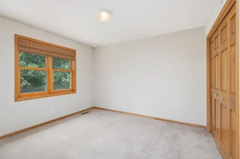 10051 Gristmill Ridge Eden Prairie MN 55347