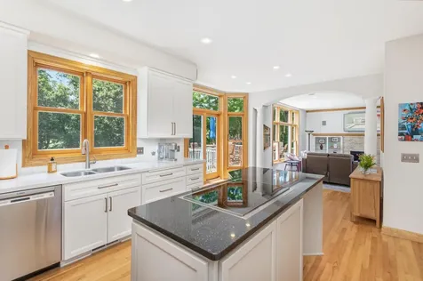 10051 Gristmill Ridge Eden Prairie MN 55347