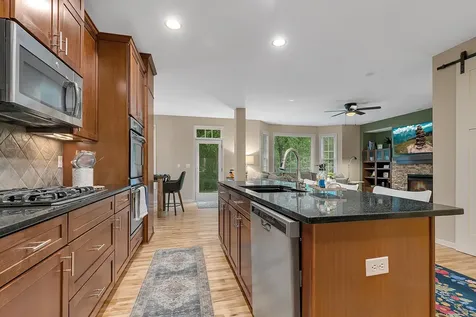 3373 Couchtown Path Rosemount MN 55068