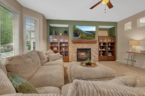 3373 Couchtown Path Rosemount MN 55068
