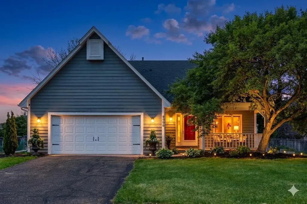 8906 Woodhall Crossing N Brooklyn Park MN 55443