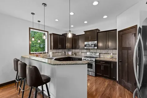 21340 Hytrail Circle Lakeville MN 55044