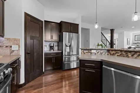 21340 Hytrail Circle Lakeville MN 55044