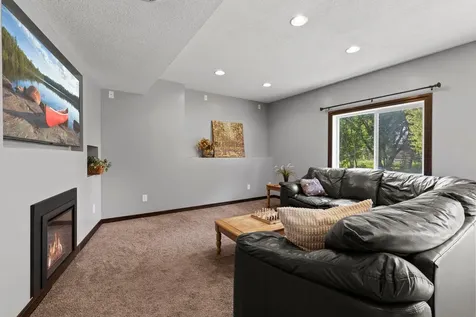 21340 Hytrail Circle Lakeville MN 55044