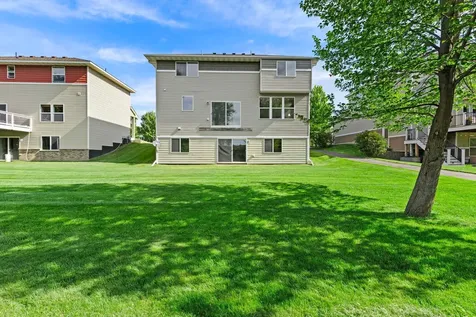 21340 Hytrail Circle Lakeville MN 55044