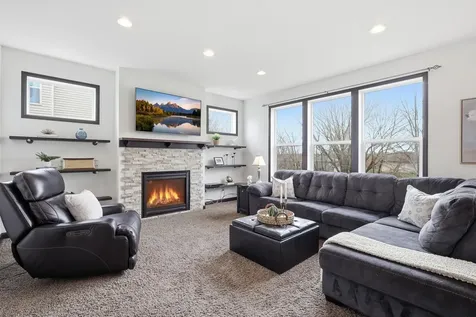 21340 Hytrail Circle Lakeville MN 55044