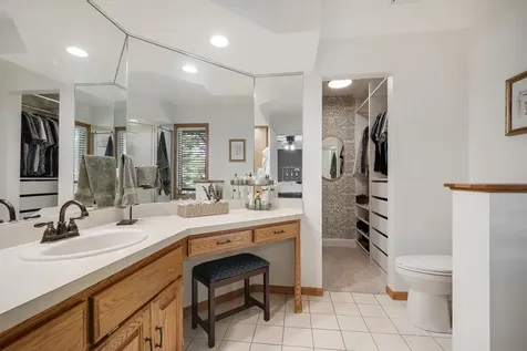 1933 128th Avenue NW Coon Rapids MN 55448