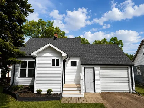 922 Tindolph Avenue S Thief River Falls MN 56701
