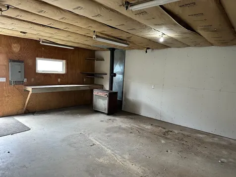 922 Tindolph Avenue S Thief River Falls MN 56701