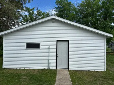 922 Tindolph Avenue S Thief River Falls MN 56701