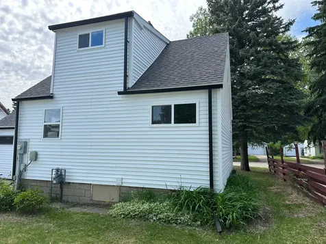 922 Tindolph Avenue S Thief River Falls MN 56701