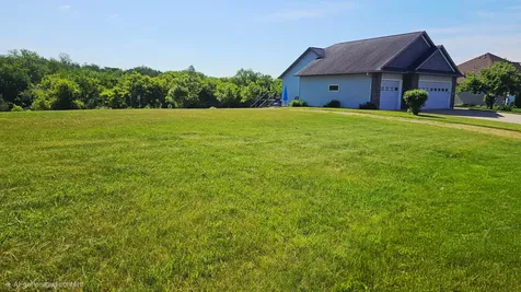1646 Cherry Street E Mazeppa MN 55956