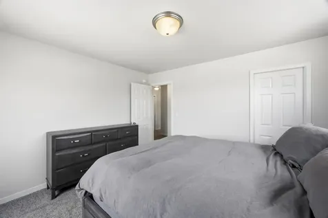 6031 8th Street W West Fargo ND 58078