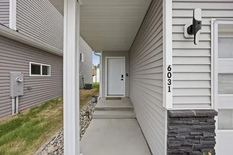 6031 8th Street W West Fargo ND 58078