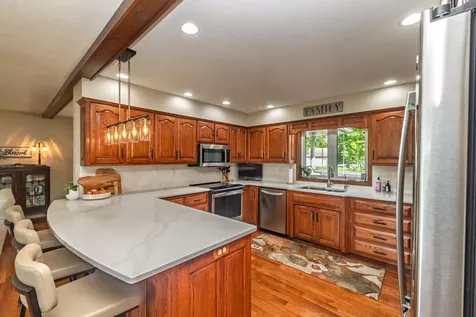 2111 Robins Nest SE Alexandria MN 56308