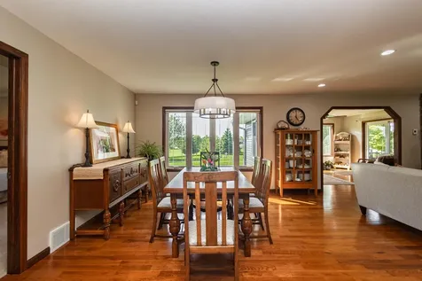 2111 Robins Nest SE Alexandria MN 56308