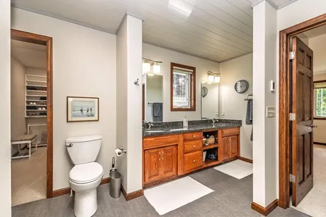 2111 Robins Nest SE Alexandria MN 56308