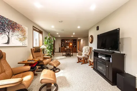 2111 Robins Nest SE Alexandria MN 56308