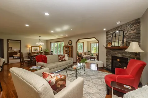 2111 Robins Nest SE Alexandria MN 56308