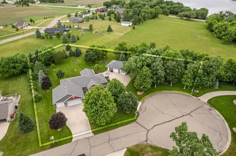 2111 Robins Nest SE Alexandria MN 56308