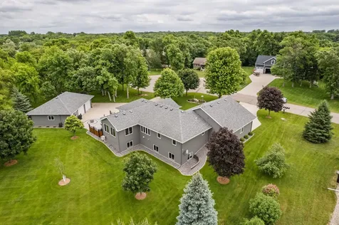 2111 Robins Nest SE Alexandria MN 56308