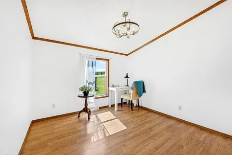 5404 S Midbon Road Superior WI 54880
