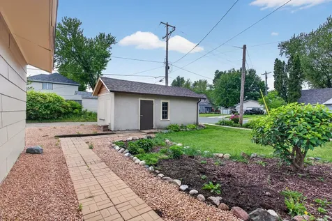 202 E Alden Street Arlington MN 55307