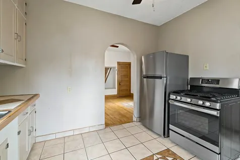 996 Charles Avenue Saint Paul MN 55104