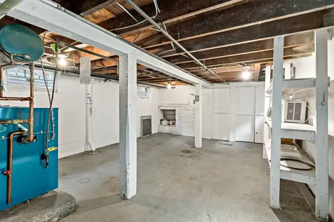 996 Charles Avenue Saint Paul MN 55104