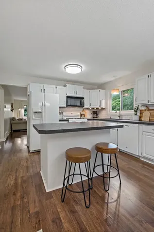241 River Woods Lane Burnsville MN 55337