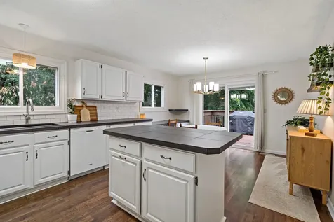 241 River Woods Lane Burnsville MN 55337